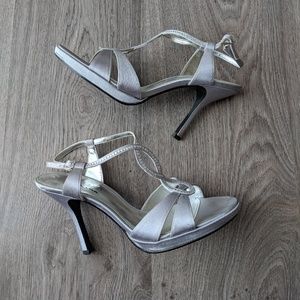 Touch of Nina Silver Formal Sandal Pumps
